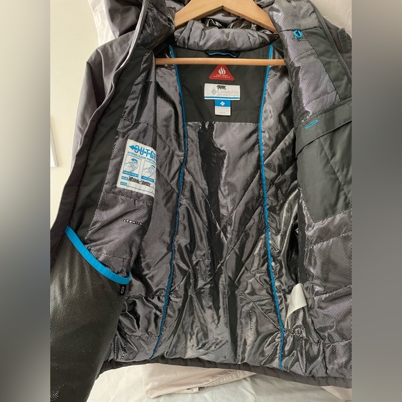 Columbia boys winter coat - Picture 6 of 7